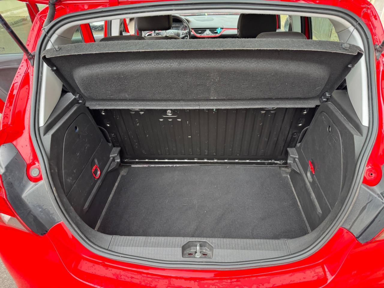 Opel Corsa 1.4 90CV GPL Tech 5 porte b-Color