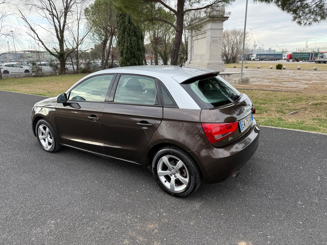 Audi A1 1.6 TDI S line edition plus