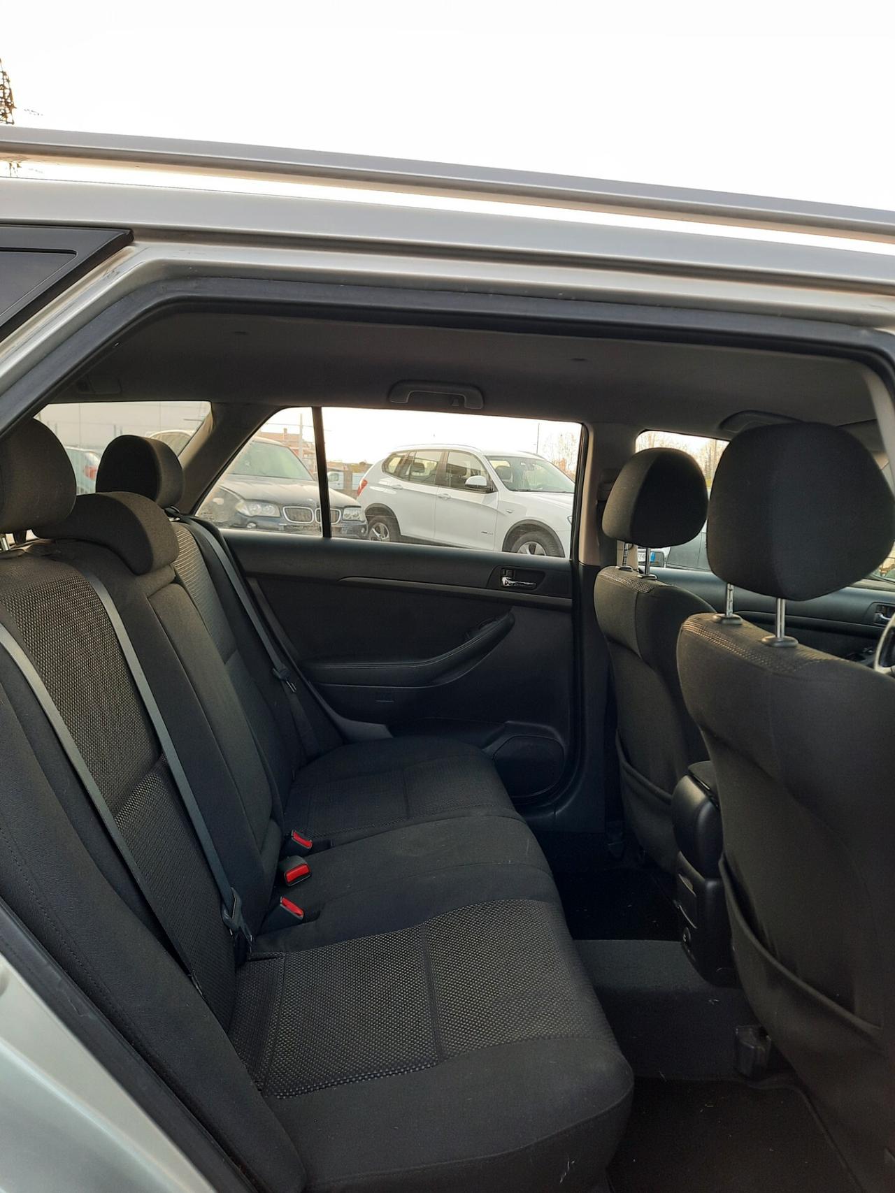 Toyota Avensis 1.8 GPL 16V Station Wagon