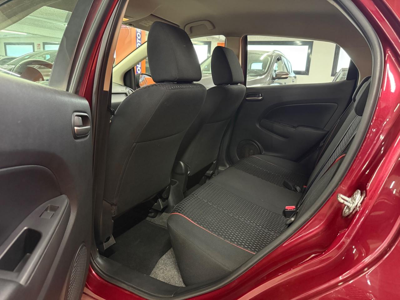 Mazda 2 Mazda2 1.3 16V 75CV 5p. Trendy