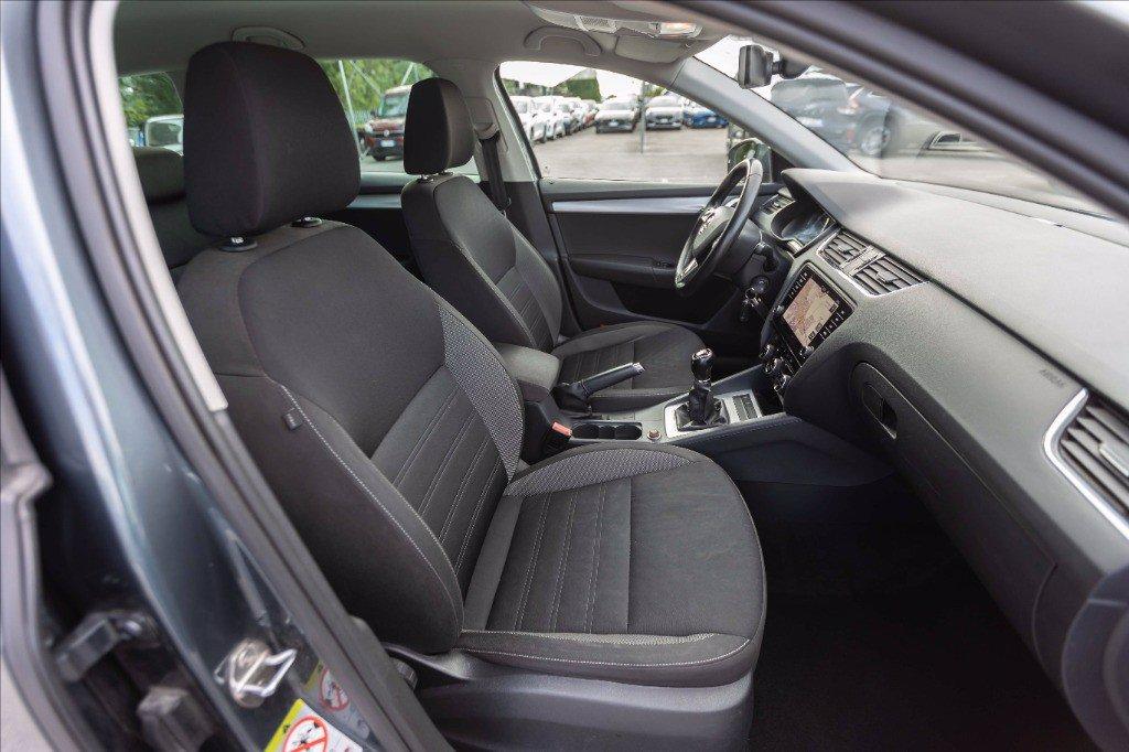 SKODA Octavia Wagon 1.4 tsi g-tec Executive 110cv del 2017