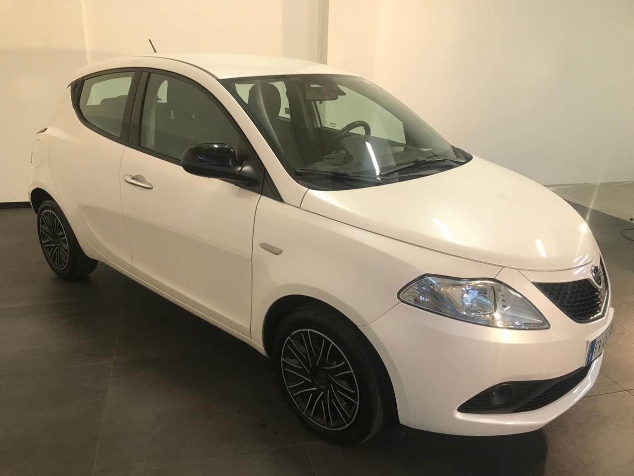 Lancia Ypsilon 1.2 Gold s&s 69cv my19