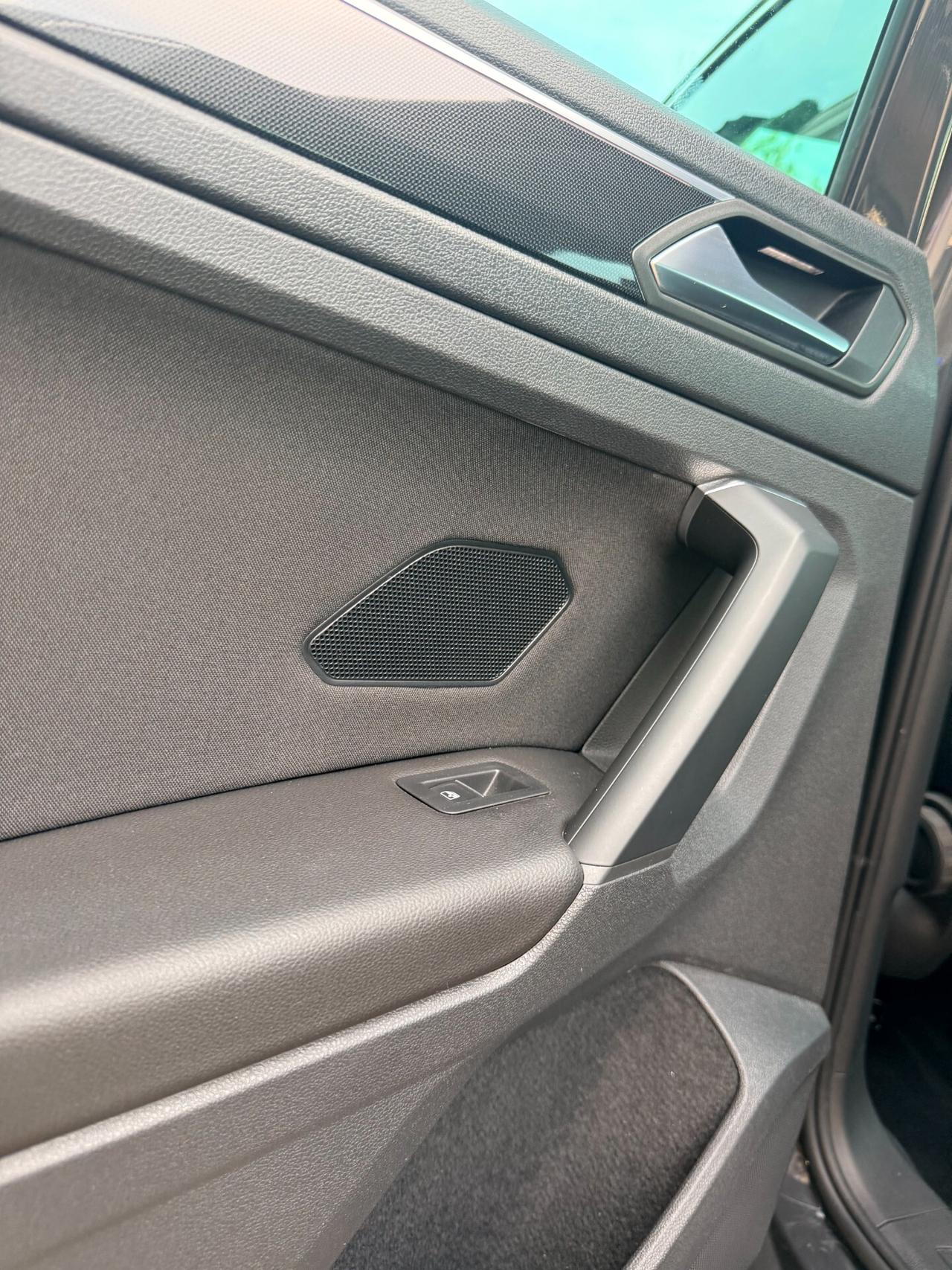 Volkswagen Tiguan 2.0 tdi Elegance 150cv dsg APPLE CARPLAY,ANDROID AUTO,TELECAMERA,NAVI,VIRTUAL COCKPIT,ALCANTARA