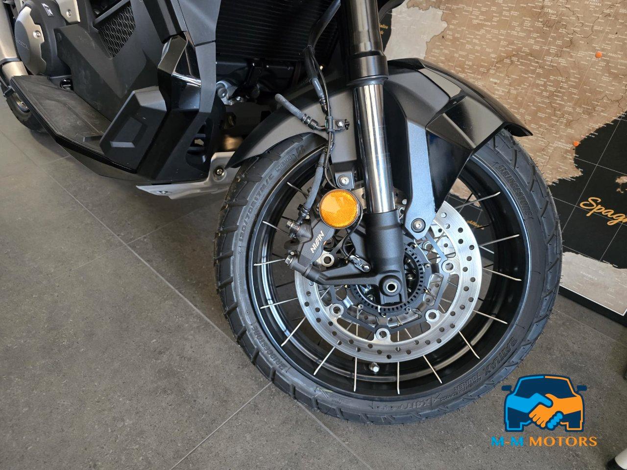 HONDA X-ADV 750 DCT Abs my25