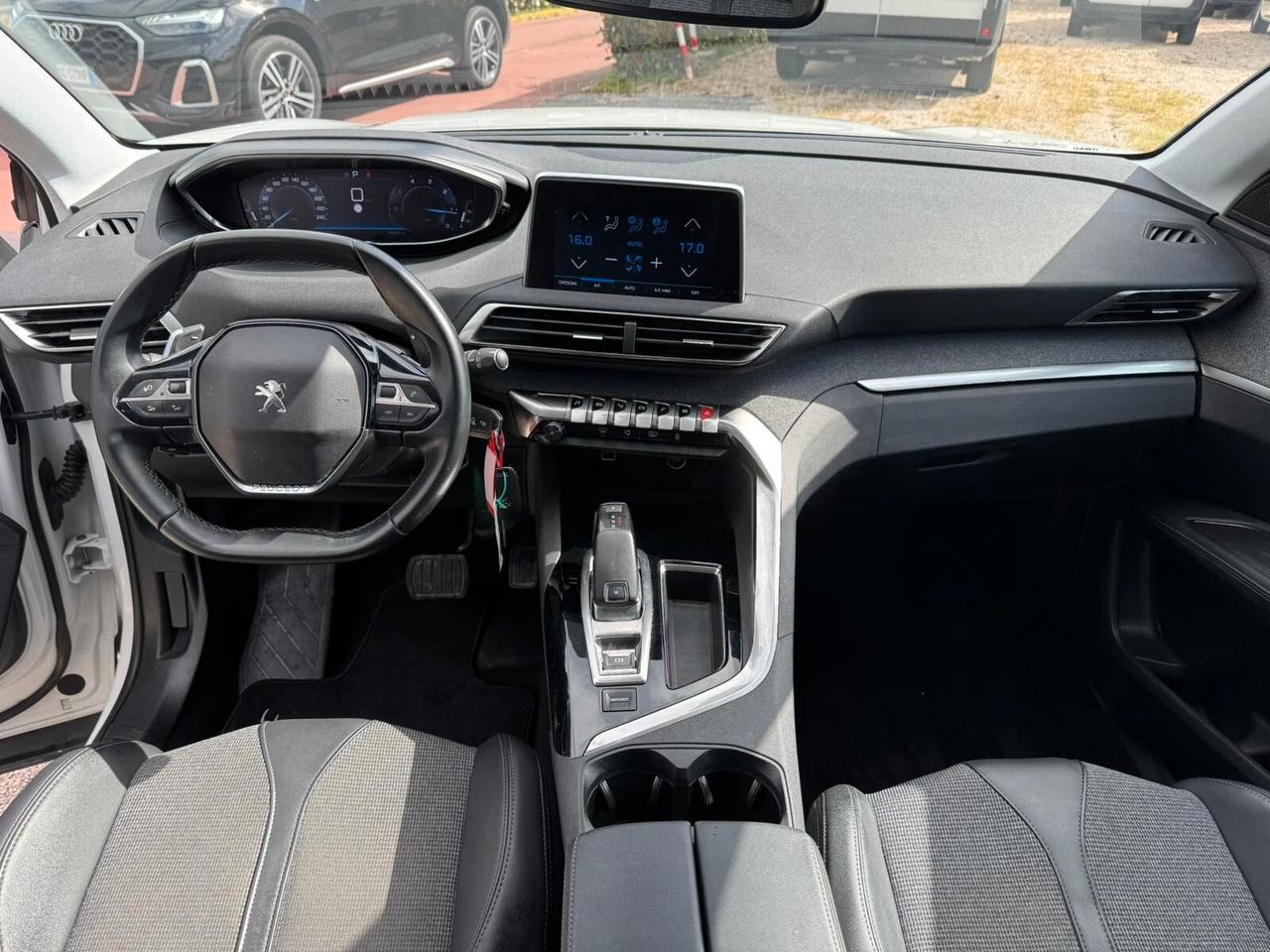 Peugeot 3008HDi 130CV EAT8 Allure UNIPRO - NO VINCOLI FINANZIARI