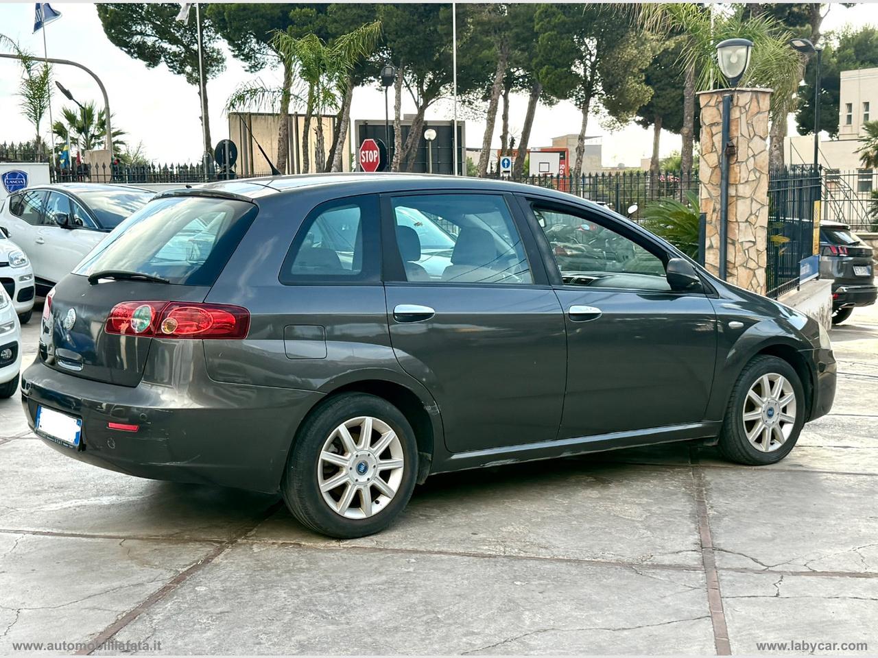 FIAT Croma 1.9 MJT Dynamic DIESEL 81.000 KM