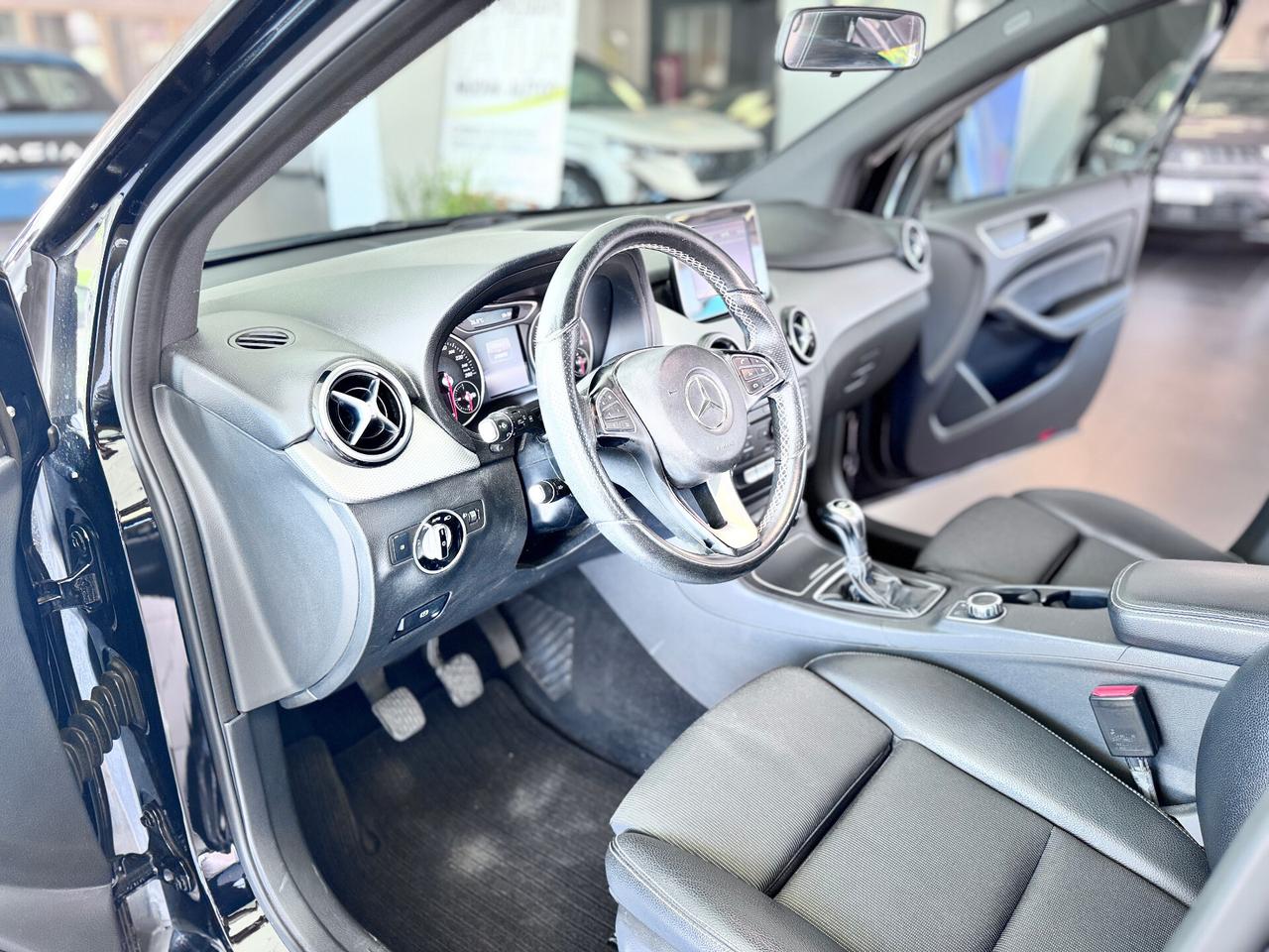 Mercedes-benz B 200 d Premium