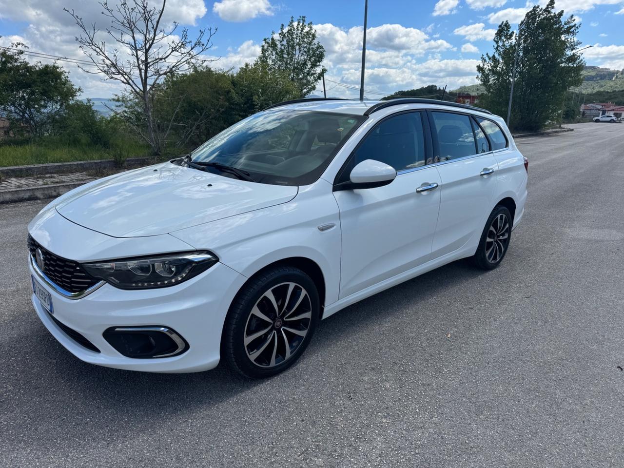 Fiat Tipo 1.6 Mjt S&S SW Lounge