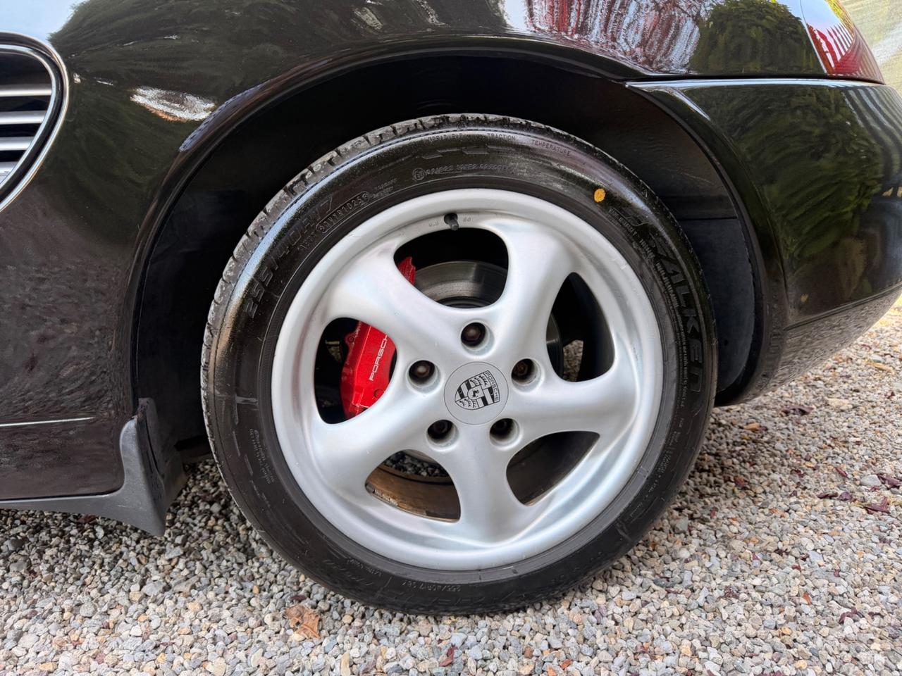 Porsche Boxster 2.5i 24V cat