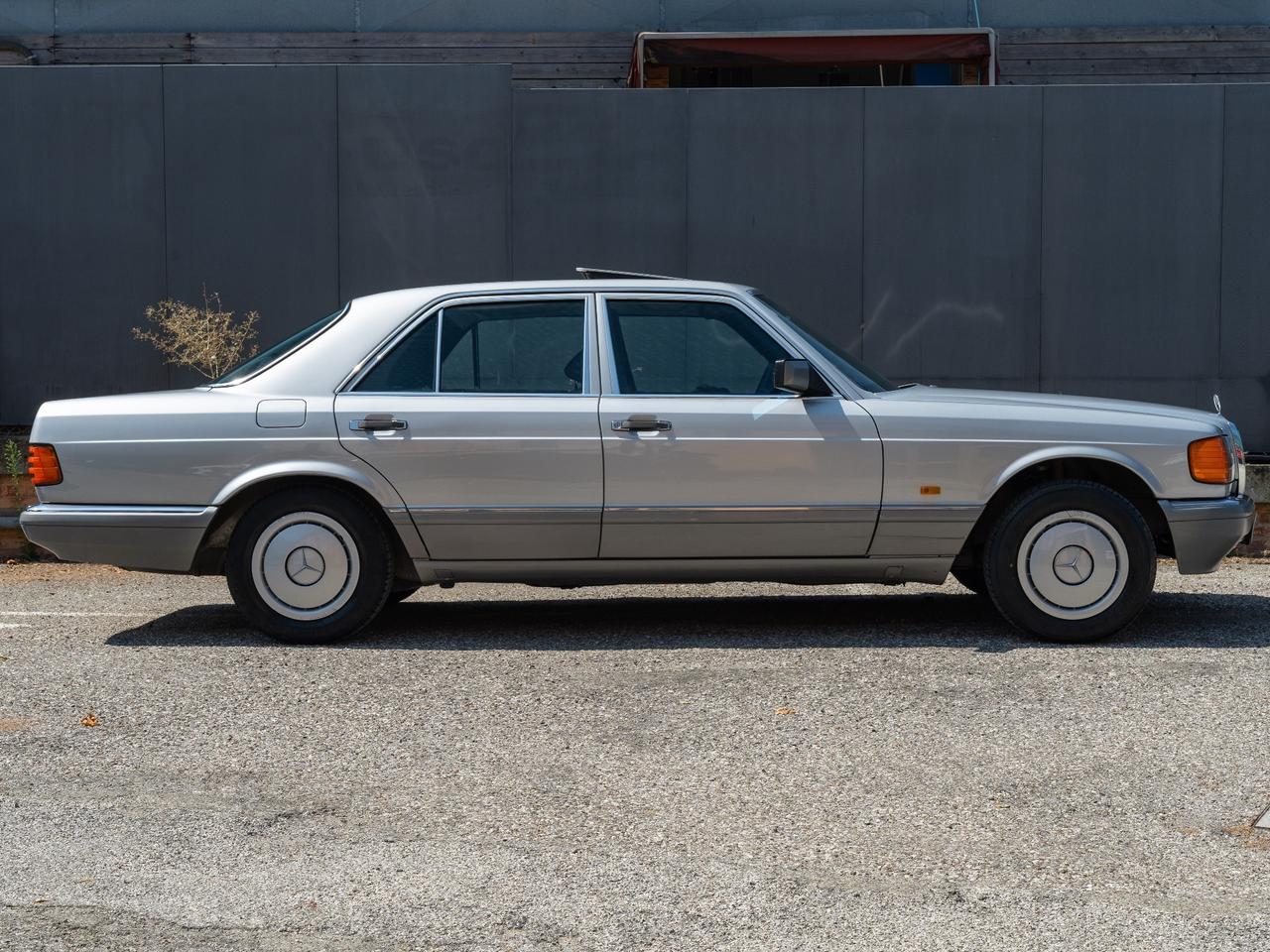 Mercedes-benz S 300 SE