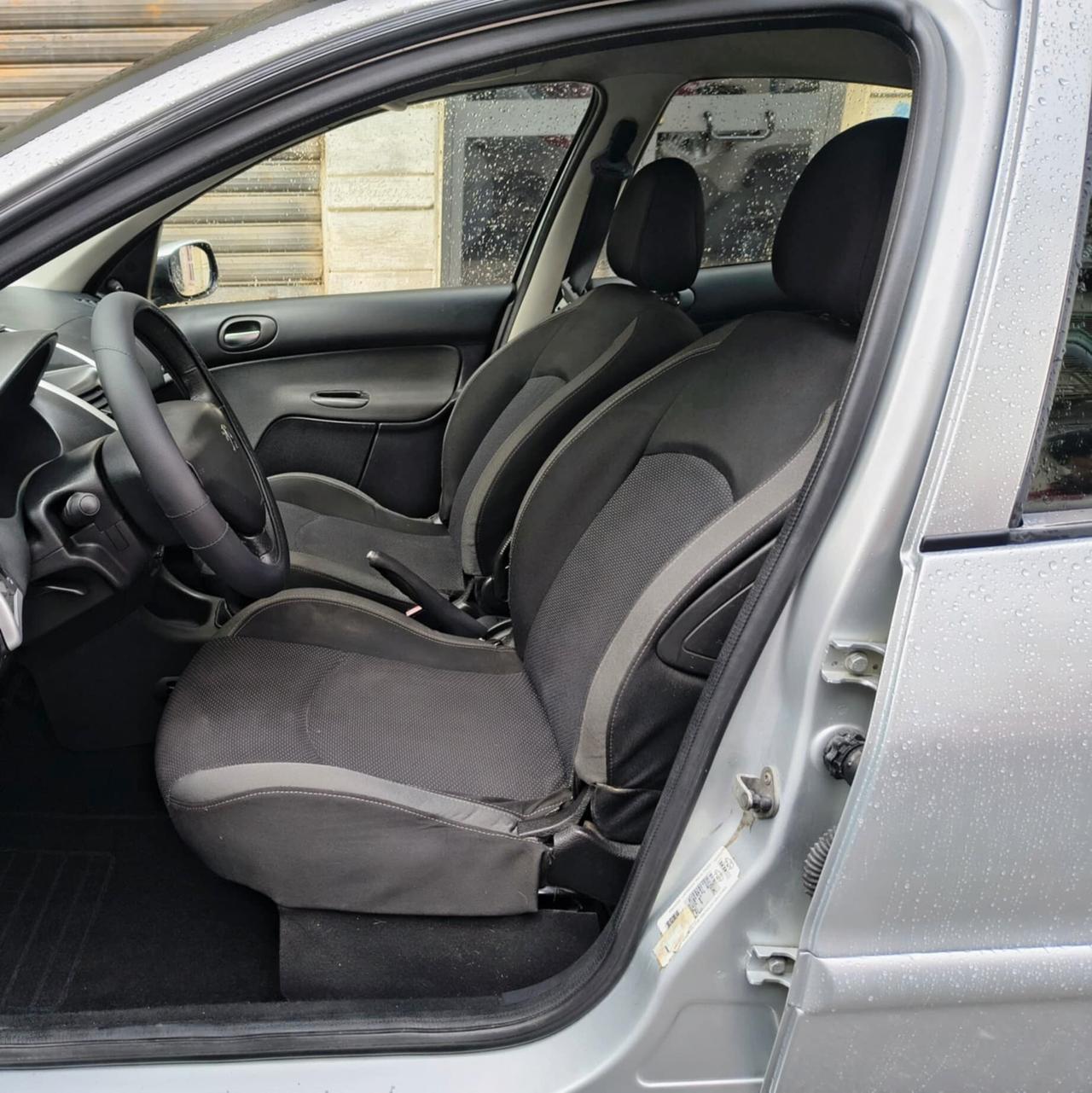 Peugeot 206 Plus 1.4 HDi 70CV 5p. Energie