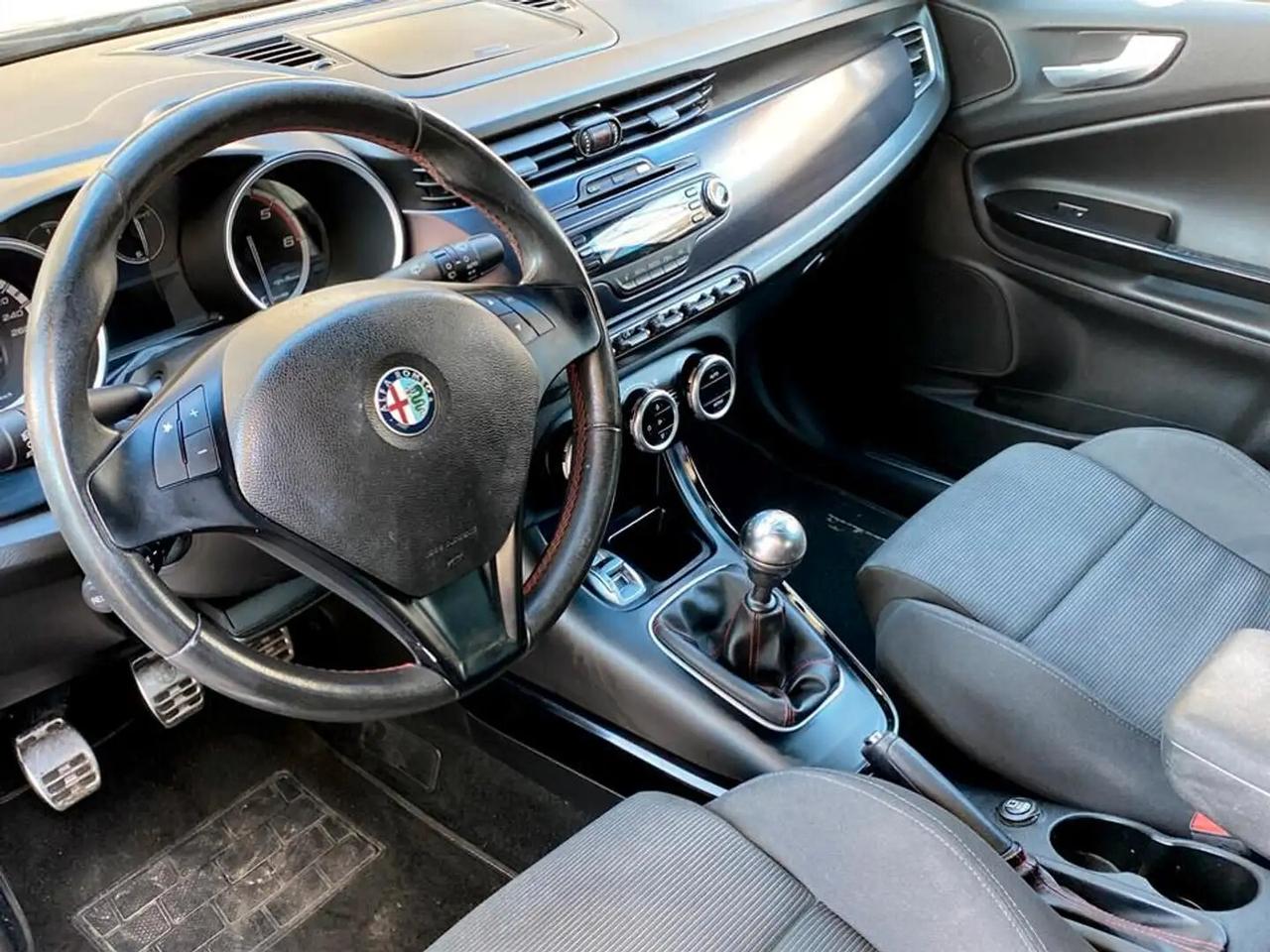 Alfa Romeo Giulietta 2.0 JTDm-2 140 CV Distinctive