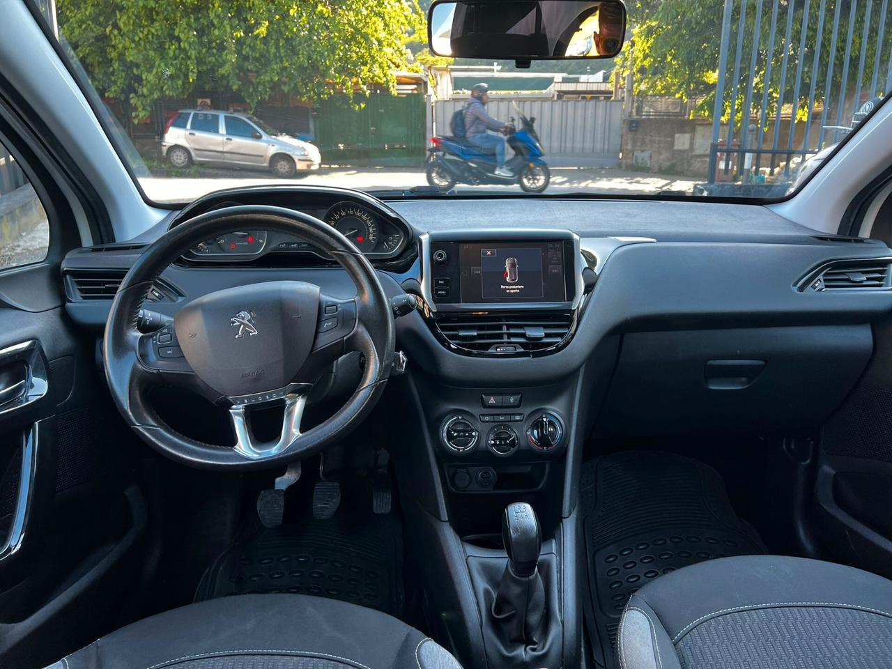 Peugeot 208 BlueHDi 75 5 porte Allure