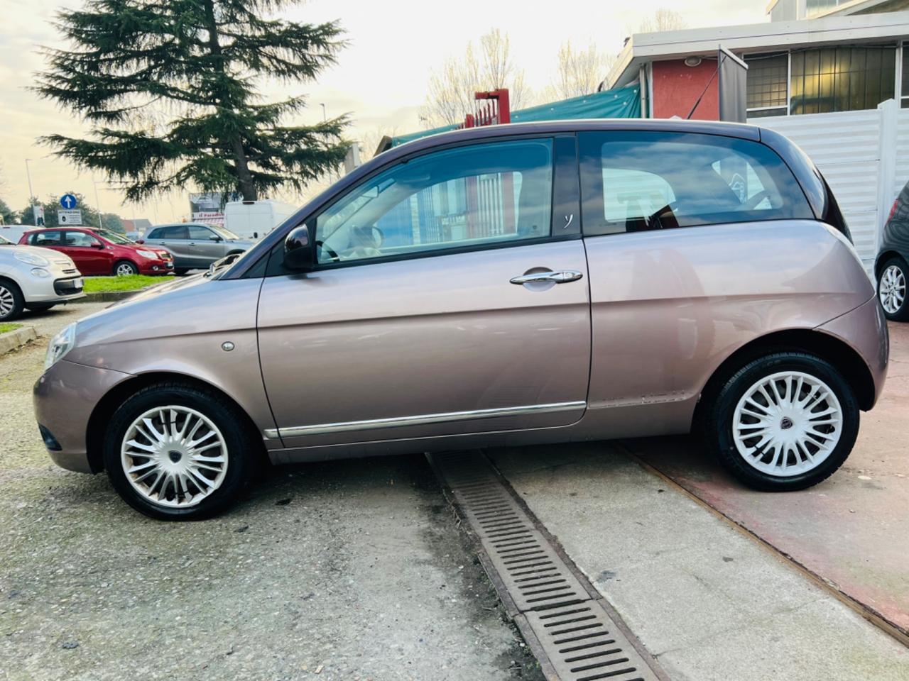 Lancia Ypsilon 1.2 69 CV Elle