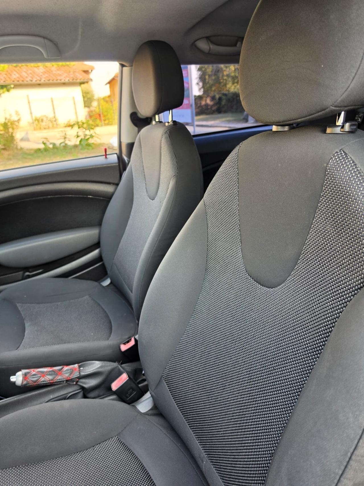 Mini cooper d NEOPATENTATI