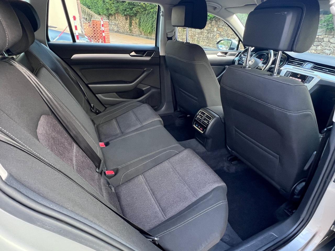 Volkswagen Passat Variant 2.0 TDI DSG Executive BlueMotion Tech.