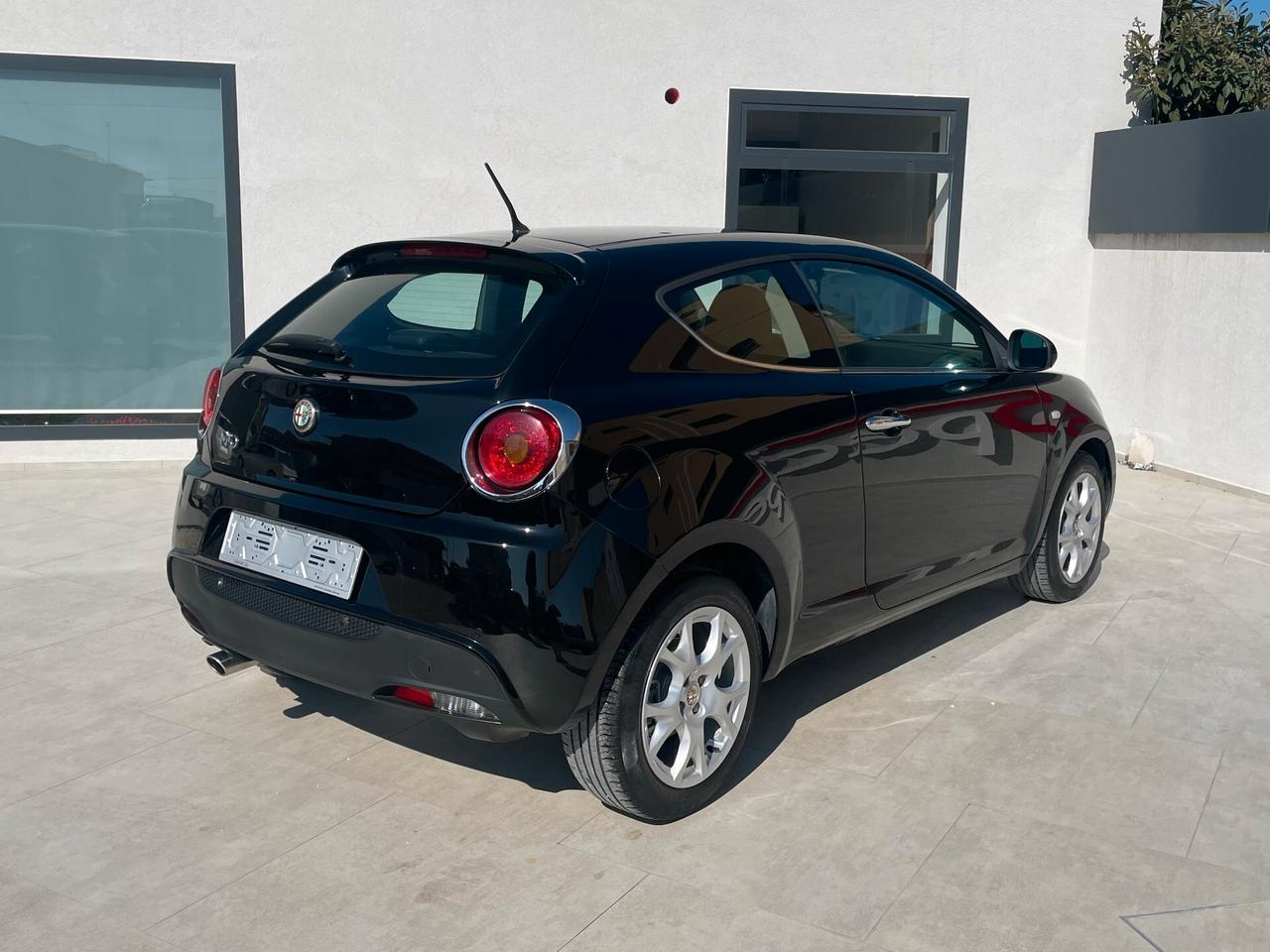 Alfa Romeo MiTo 1.3 JTDm-2 95 CV S&S Distinctive