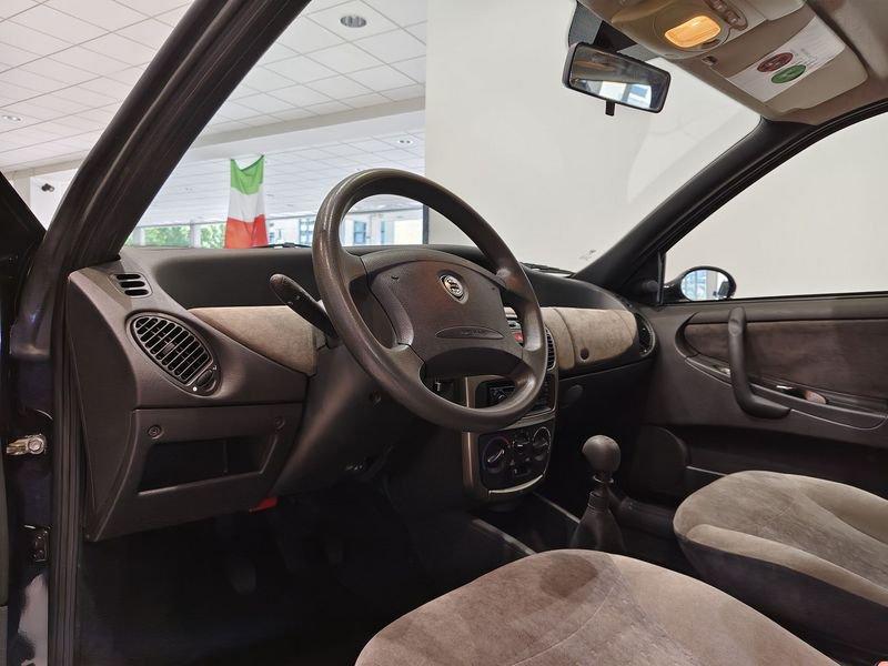 Lancia Y Y 1.2