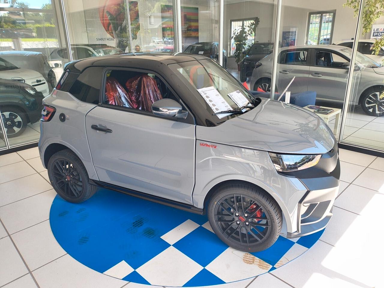 LIGIER JS50 DCI Ultimate con servosterzo e clima