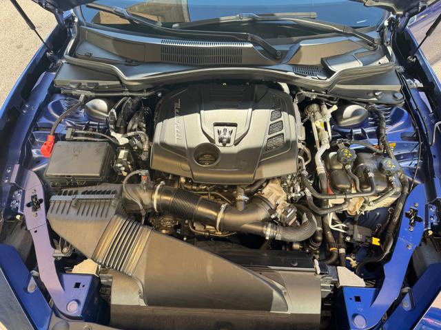 MASERATI Ghibli 330 CV MHEV GT