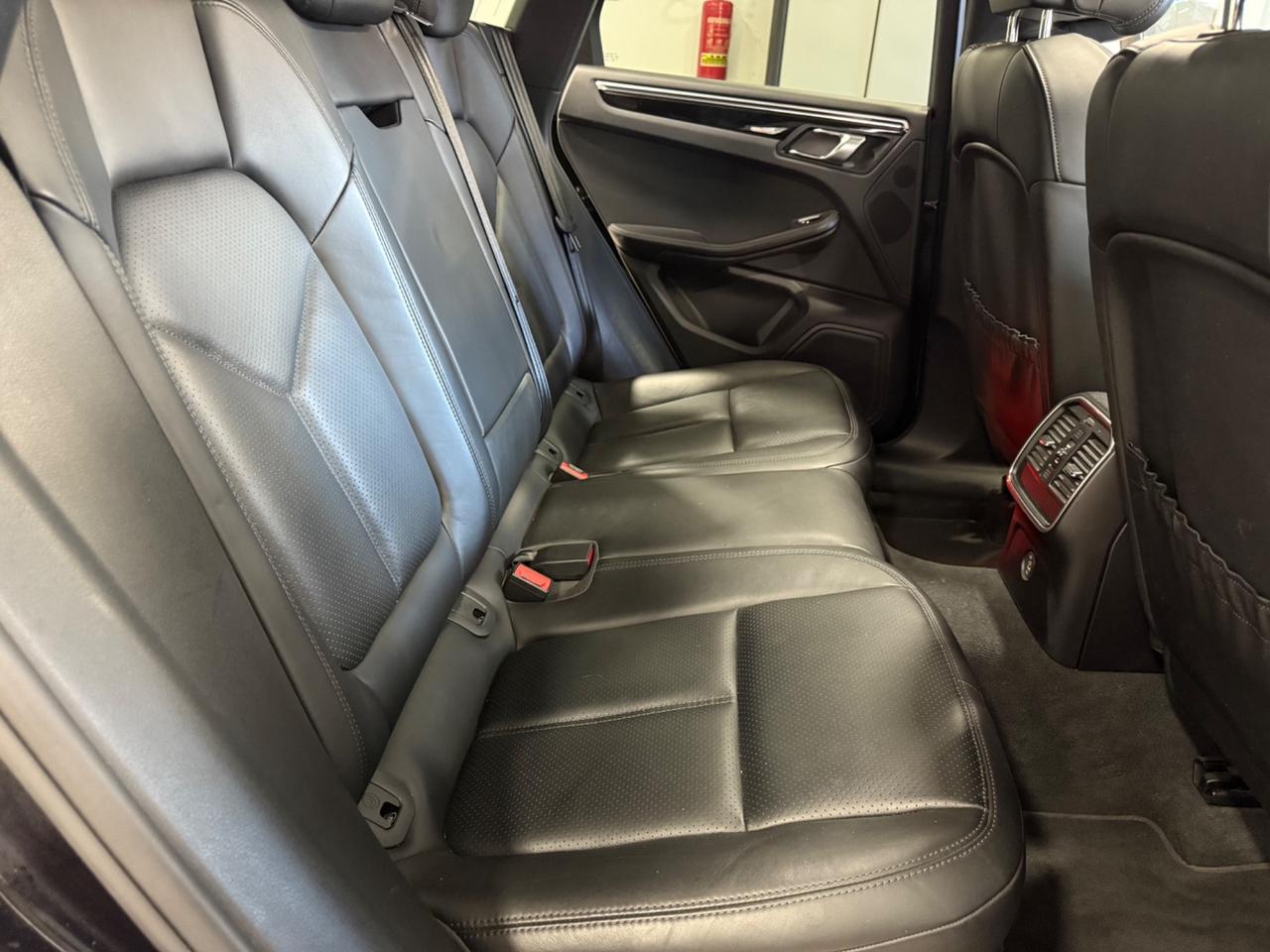 Porsche Macan 3.0 full optional