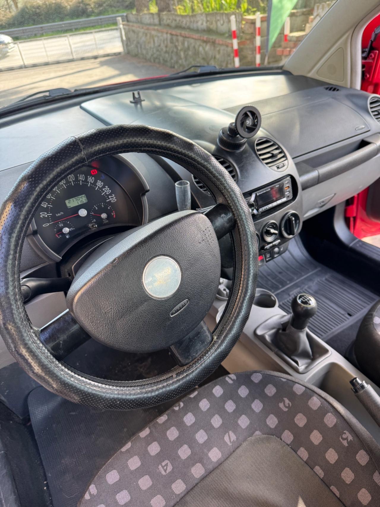 Volkswagen New Beetle T.D.