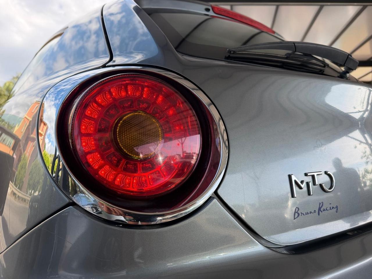 Alfa Romeo MiTo 1.6 JTDm 16V Distinctive Sport Pack