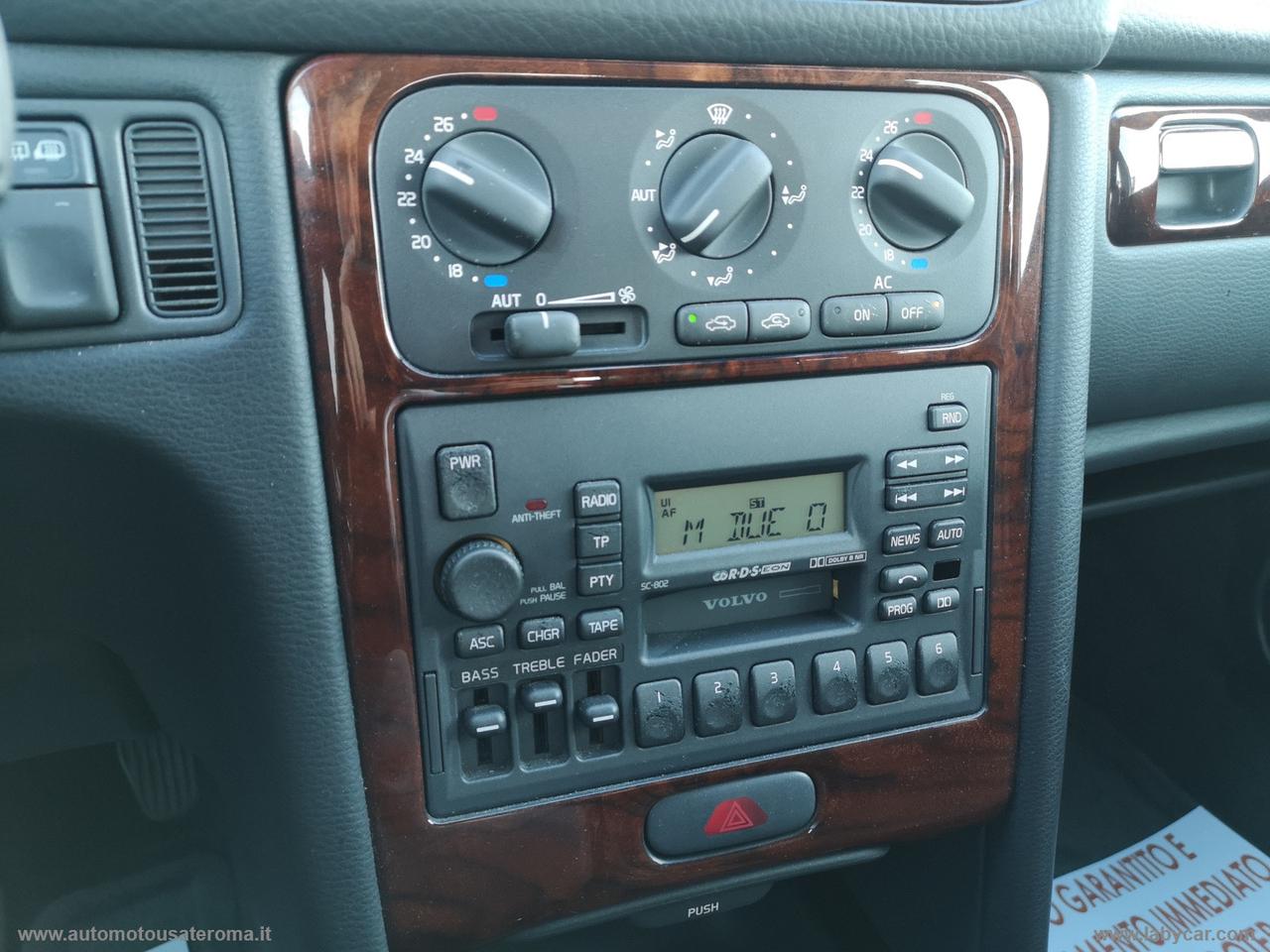 VOLVO V70 2.0I TURBO 20V CAT. T-5 AWD Optima RATE AUTO MOTO SCOOTER