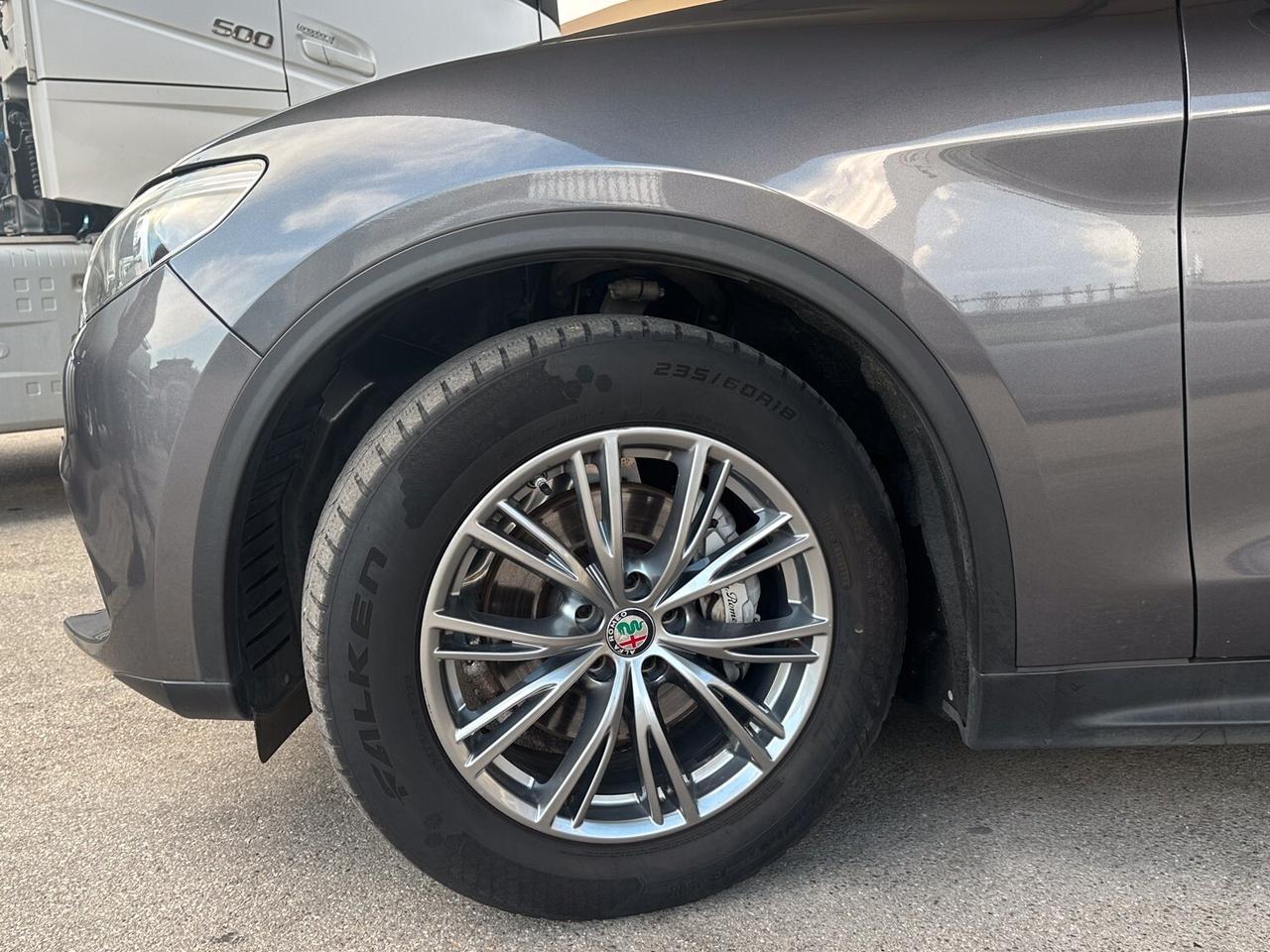Alfa Romeo Stelvio 2.2 Turbodiesel 190 CV AT8 Q4 Business