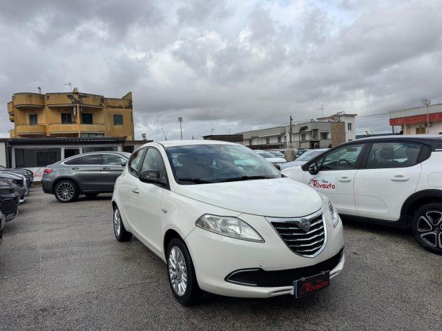 LANCIA Ypsilon 1.2 69 CV Gpl 5 porte Platinum