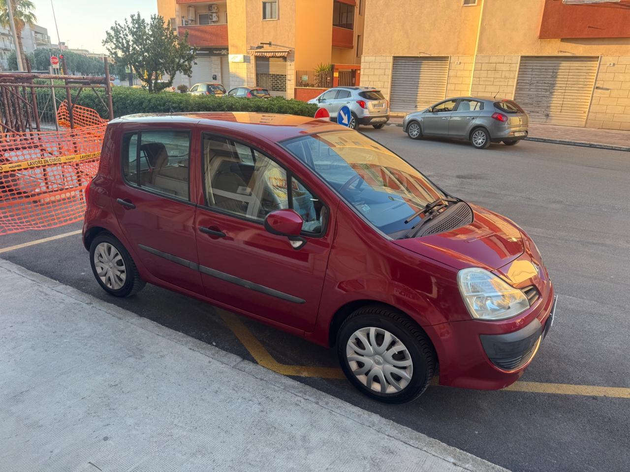 Renault Modus 1.2 BENZINA 75 CV