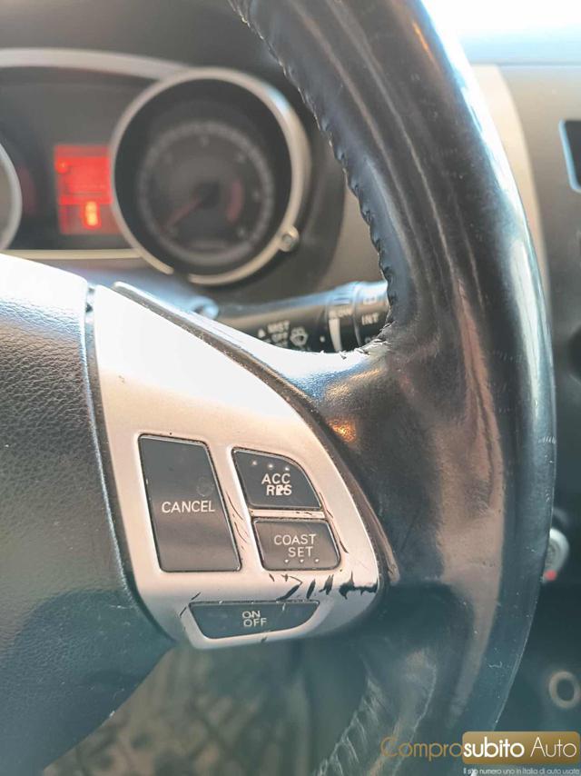 MITSUBISHI Outlander 2.0 DI-D Invite DPF