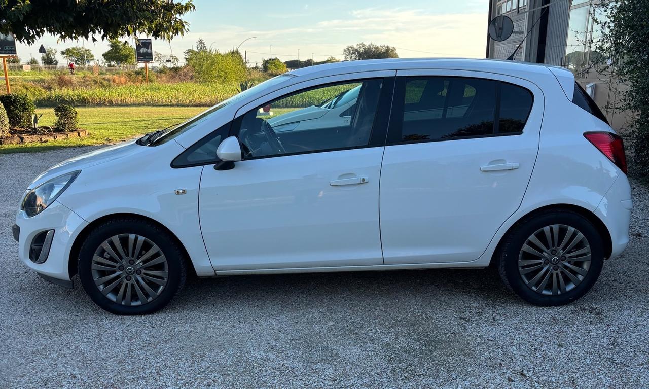 Opel Corsa 1.2 85CV 5 porte GPL-TECH Edition