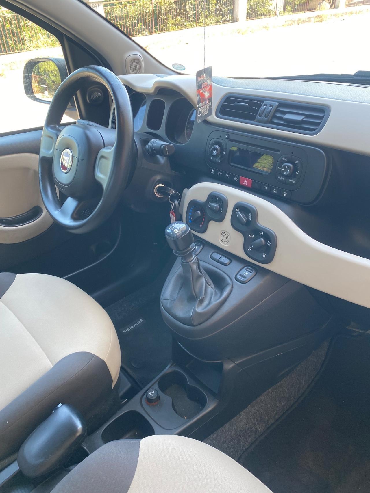 Fiat Panda Natural Power 2016 Lounge Full
