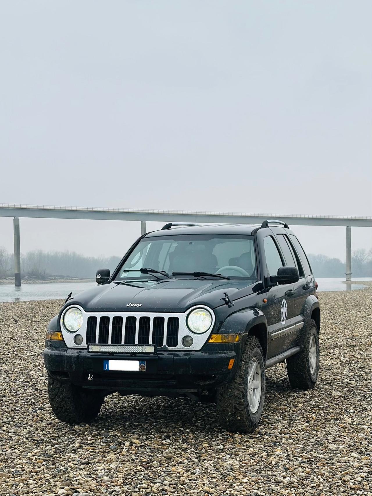 Jeep Cherokee 2.8 CRD Limited
