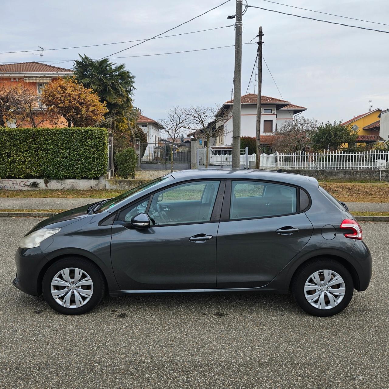 Peugeot 208 PureTech 82 5 porte Active