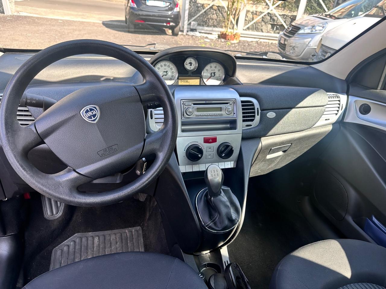 Lancia Ypsilon 1.3 MJT 75 CV Diva