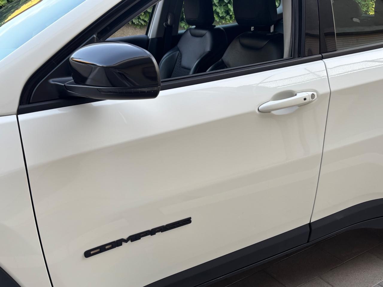 Jeep Compass 1.6 M-Jet Night Eagle 4X2