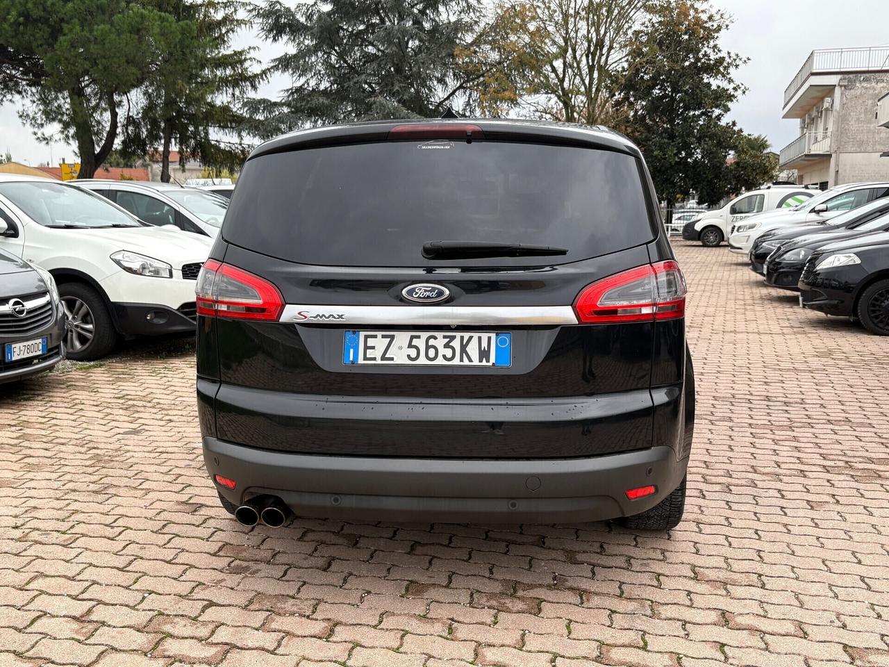 Ford S-Max 2.0 TDCi 140CV Powershift 7 posti Business Nav
