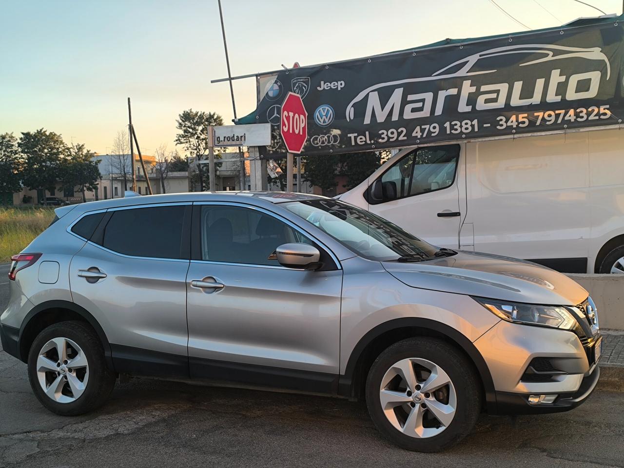 NISSAN QASHQAI 1.5 DIESEL 110cv NAV/RETROCAMERA