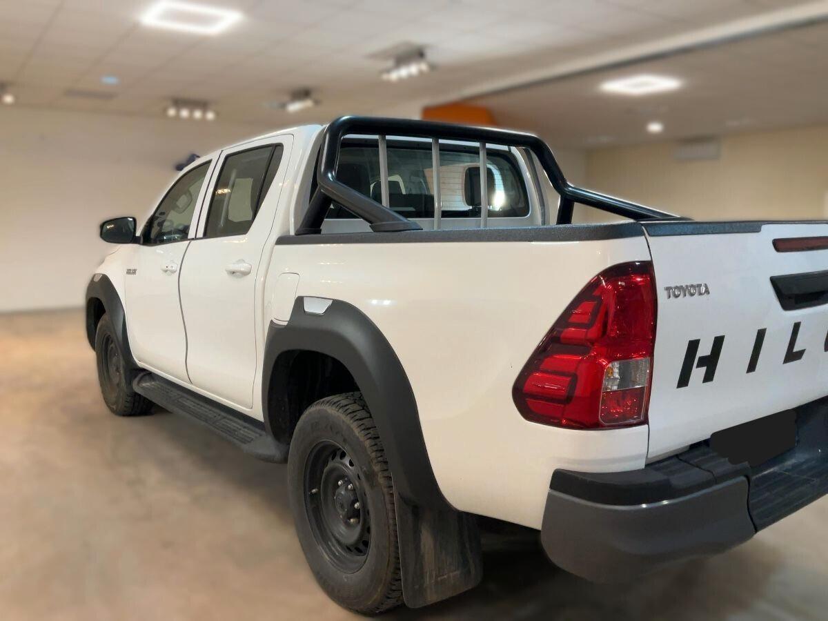 Toyota Hilux 2.8 D-4D 4WD 4 porte DoubleCab Lounge