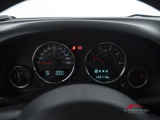 JEEP Wrangler 2.8 CRD DPF Sahara Auto