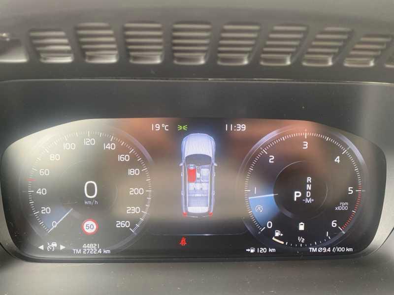 VOLVO XC90 2.0 b5 Momentum AwD GearTr.