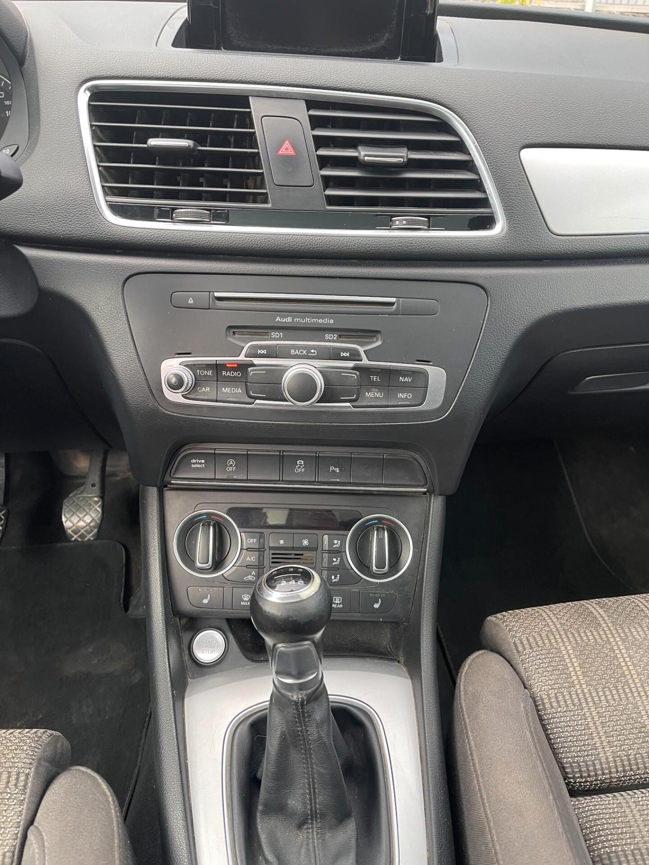 Audi Q3 2.0 TDI 120 CV Full Optional