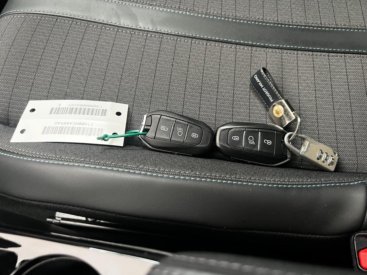 Peugeot 2008 PureTech 130 S&S EAT8 Active Pack Perfetta