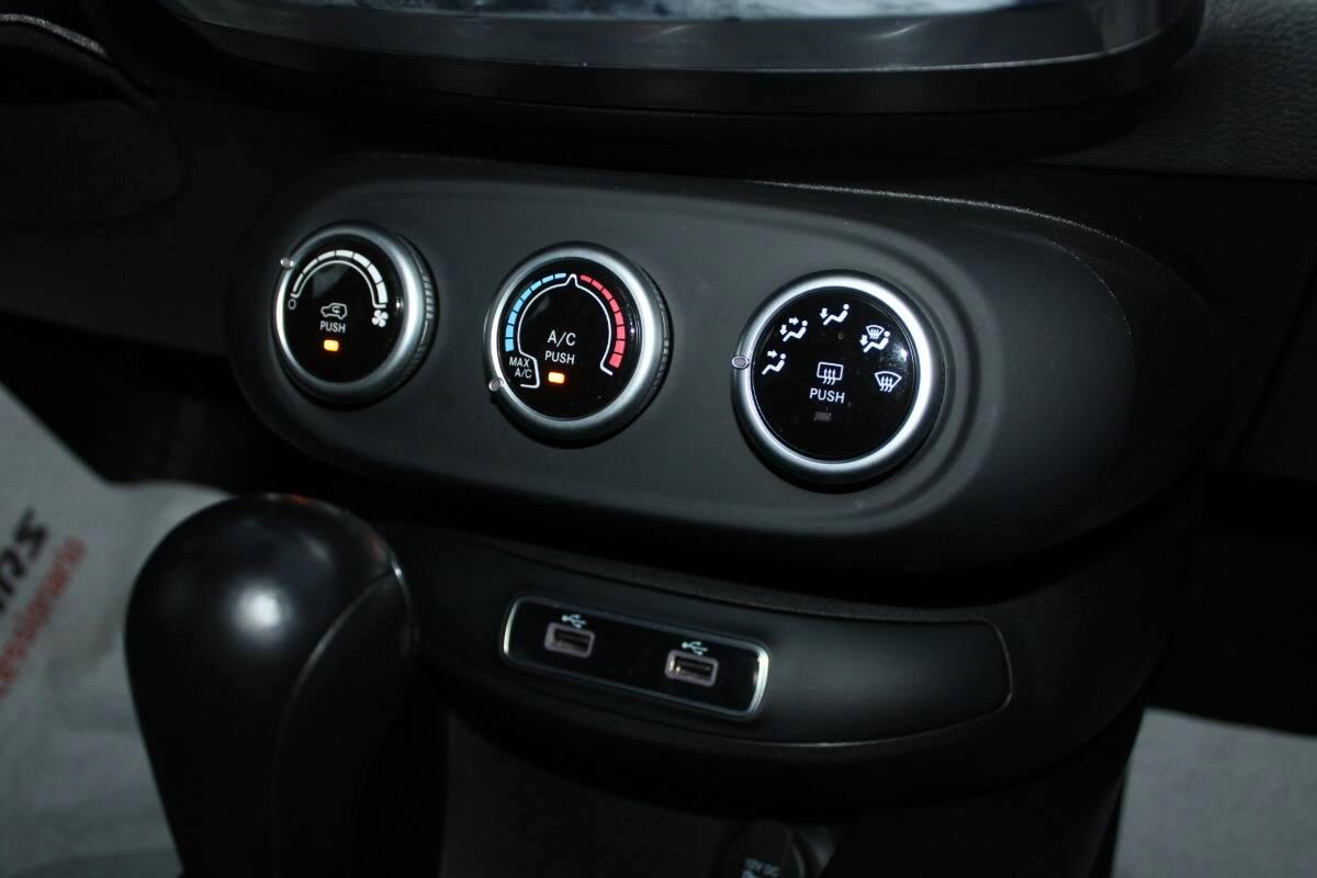 Fiat 500X 1.5 t4 hybrid Club 130cv dct Con CARPLAY