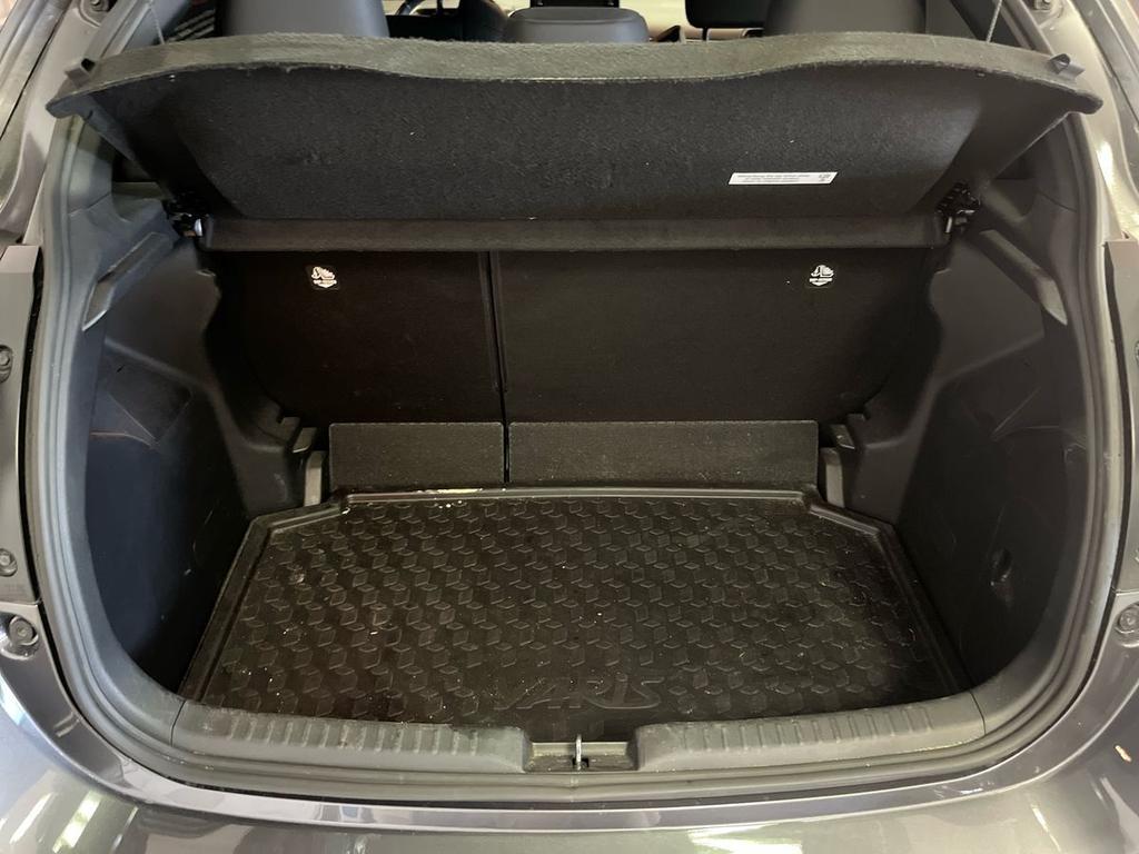 Toyota Yaris 1.5 hybrid Lounge