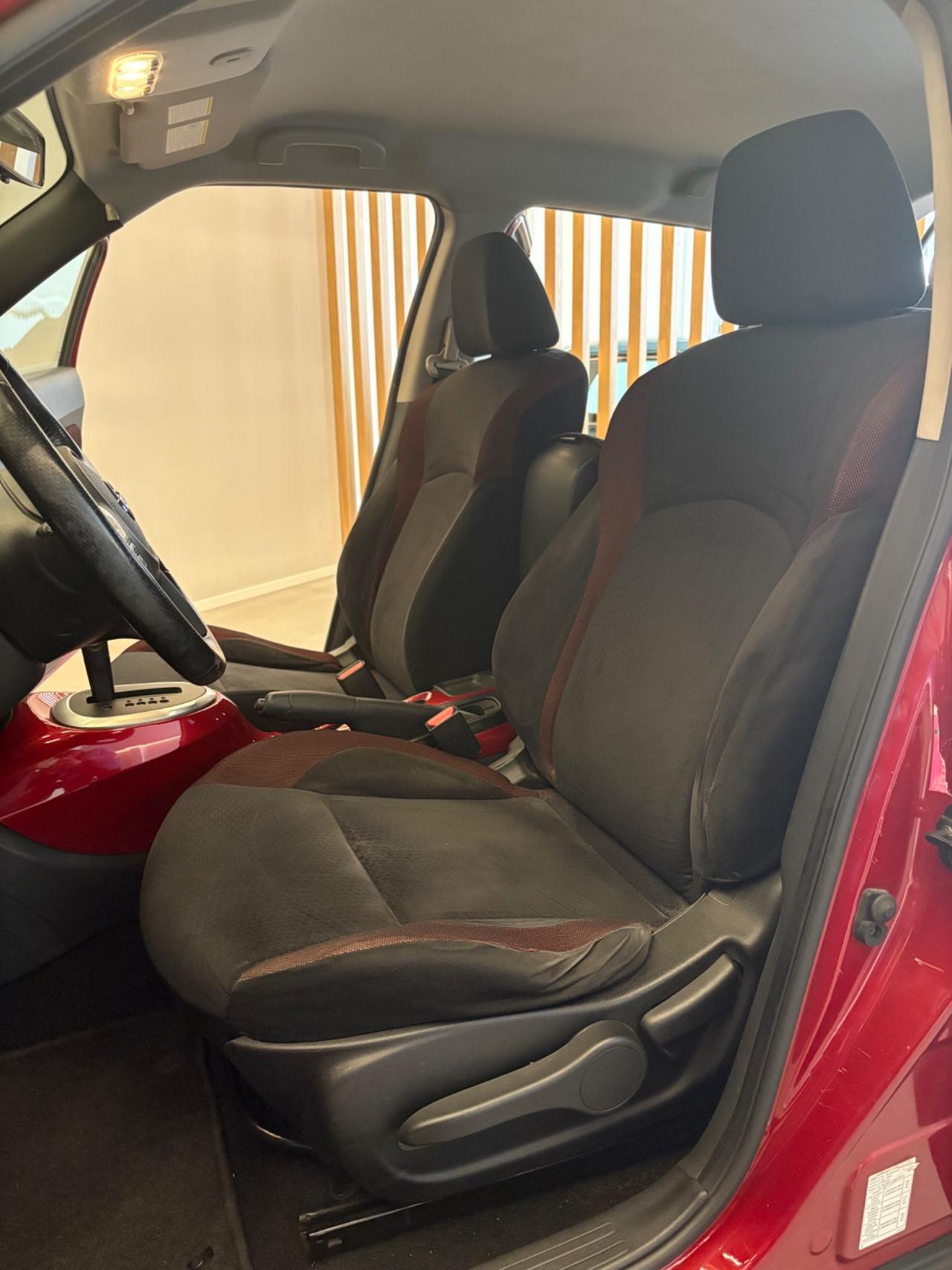 NISSAN JUKE 1.6 TEKNA CAMBIO AUTOM NEOPATENTATI UNIPRO