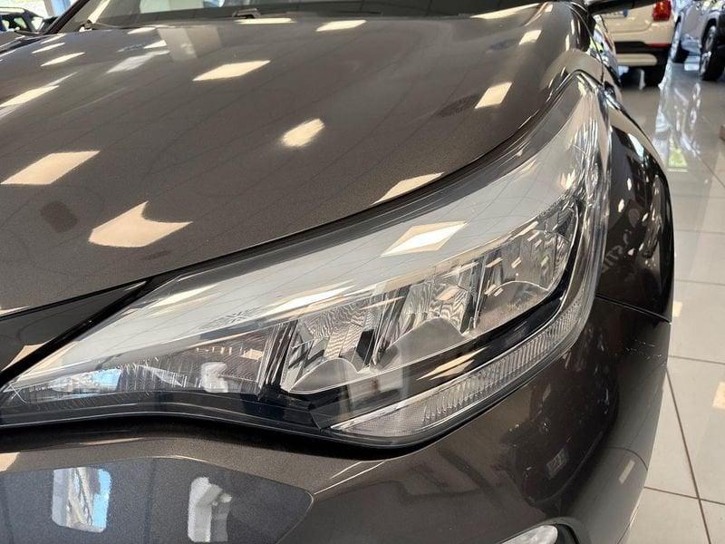Toyota C-HR C-HR 1.8h Trend e-cvt
