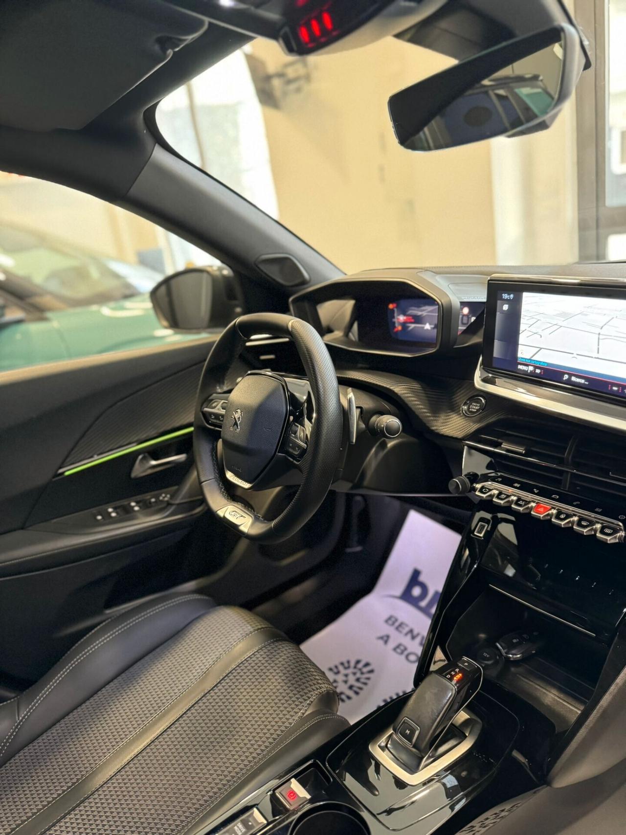 Peugeot 2008 BlueHDi 130 S&S EAT8 GT Pack